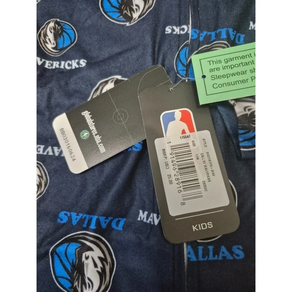 Dallas Mavericks Infant Team Raglan Full-Zip Sleeper -One Piece  Navy NEW 12M